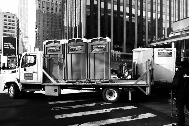 Best Portable restroom trailer rental  in River Forest, IL